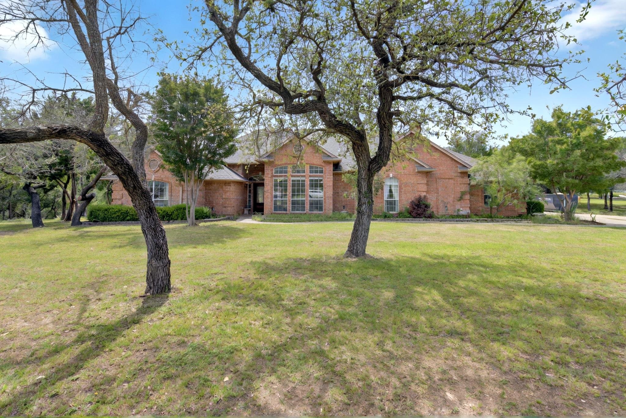 213 W Rio Ridge Azle TX 76020