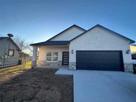 3015 Clinton Avenue Fort Worth TX 76106