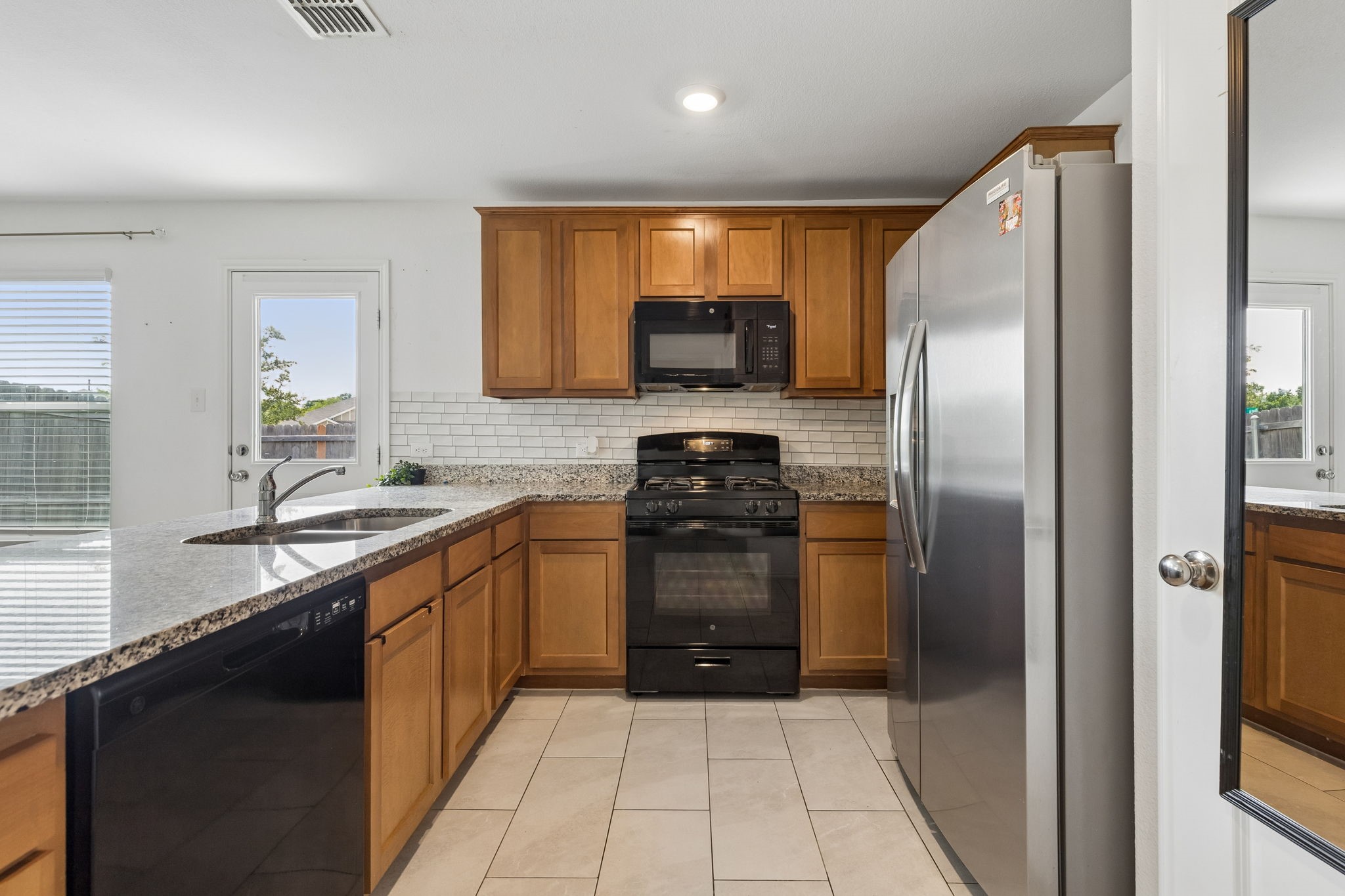 2932 Dora Drive Fort Worth TX 76119