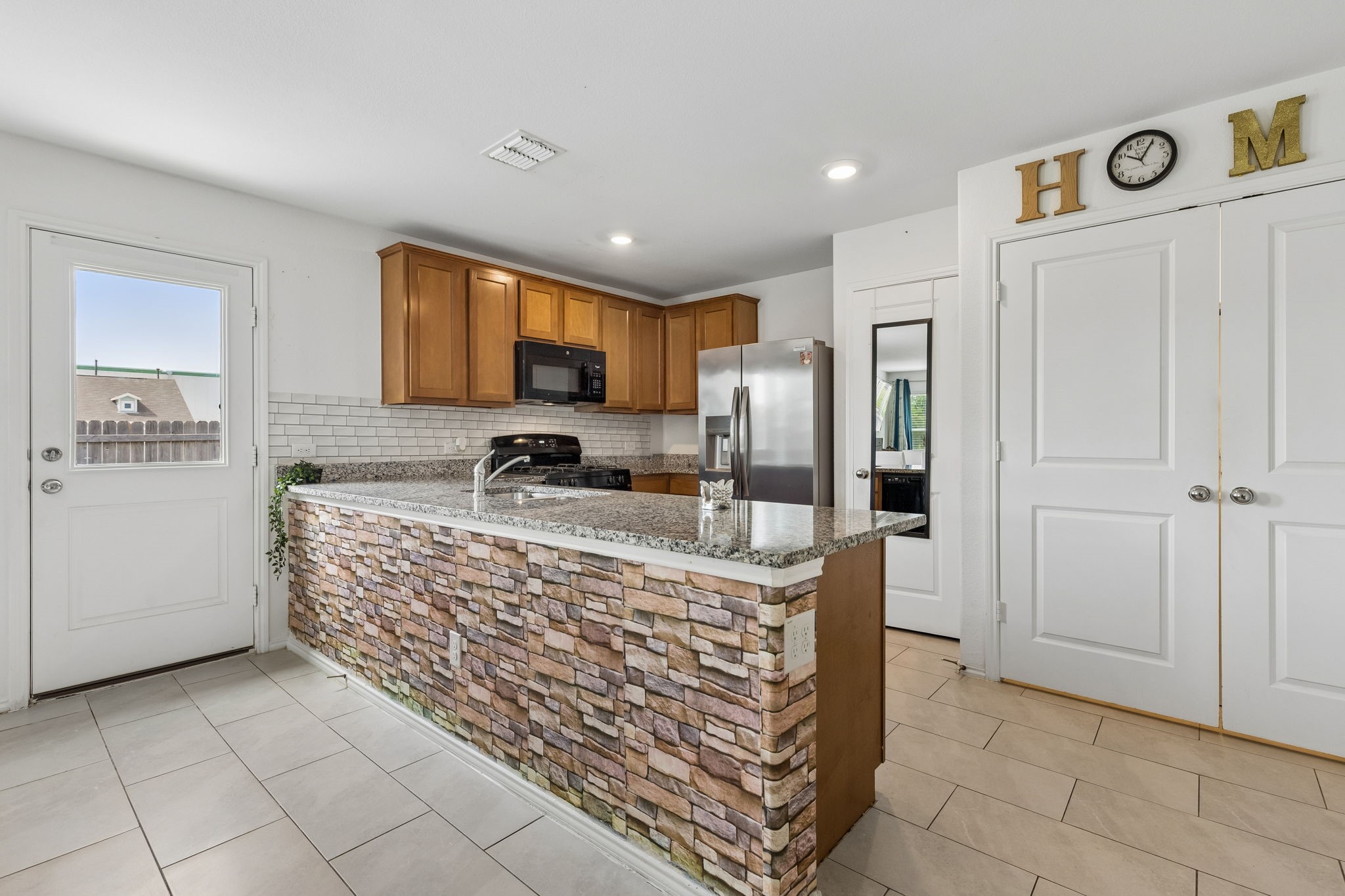2932 Dora Drive Fort Worth TX 76119