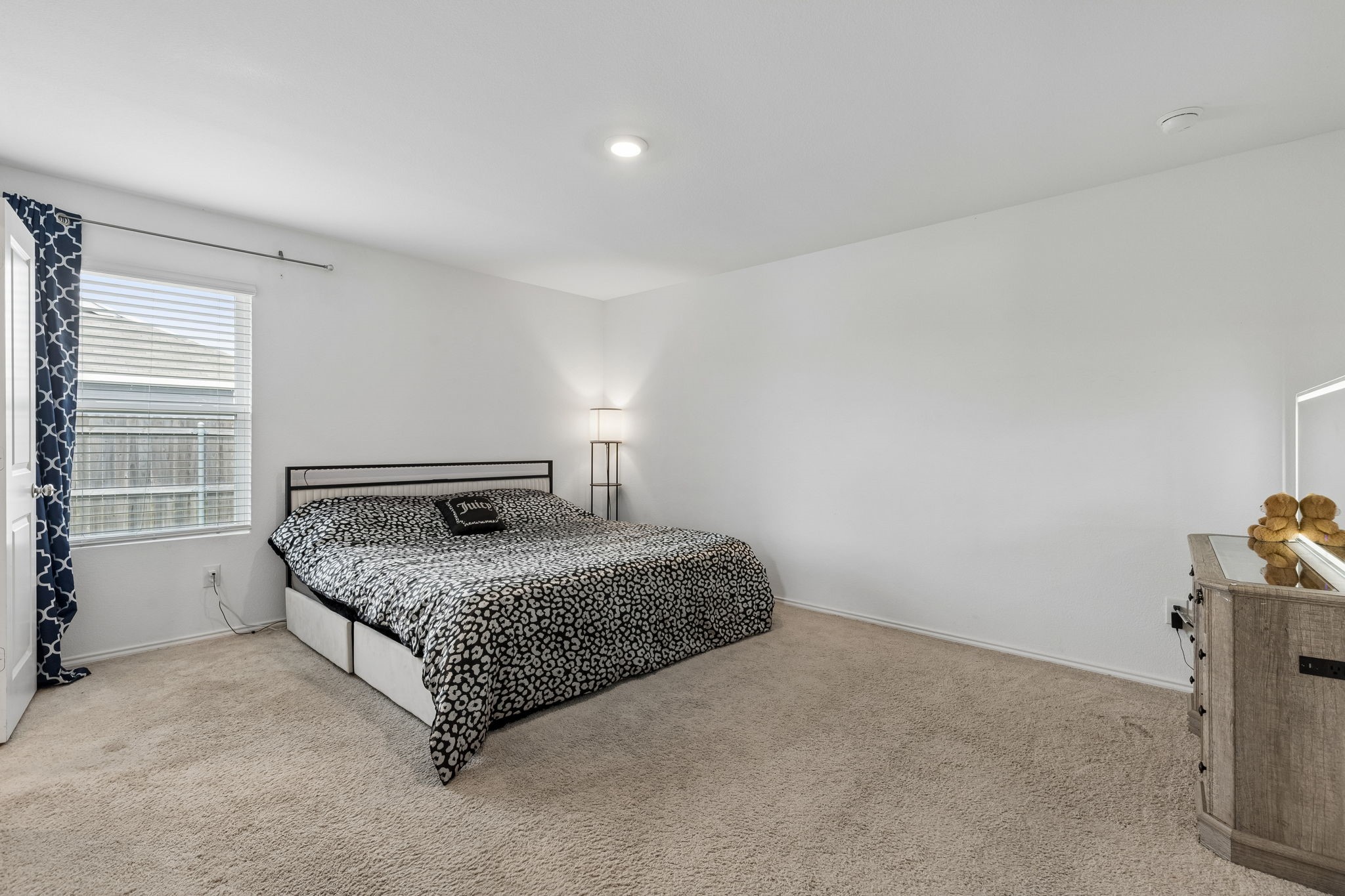 2932 Dora Drive Fort Worth TX 76119