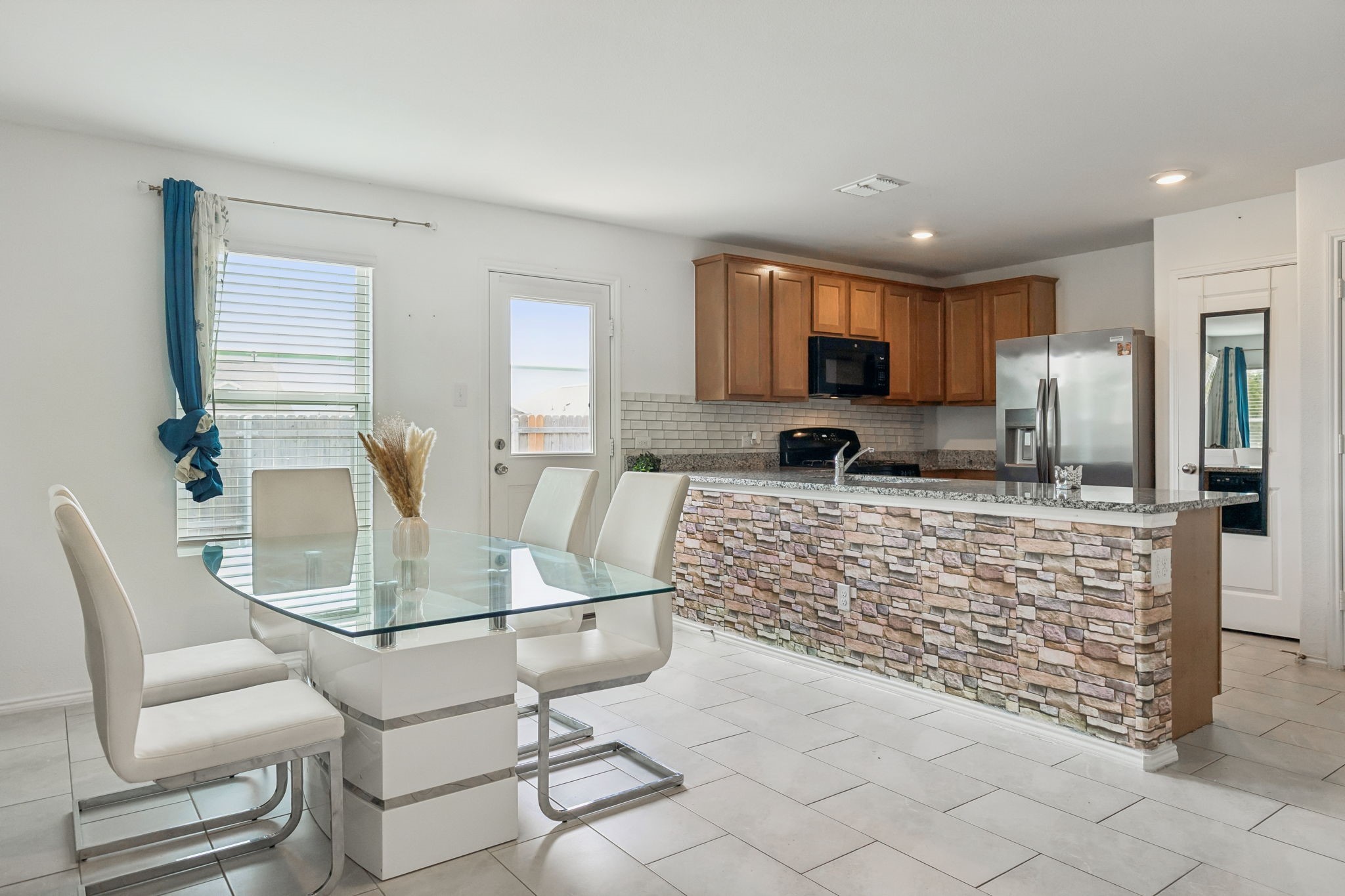 2932 Dora Drive Fort Worth TX 76119