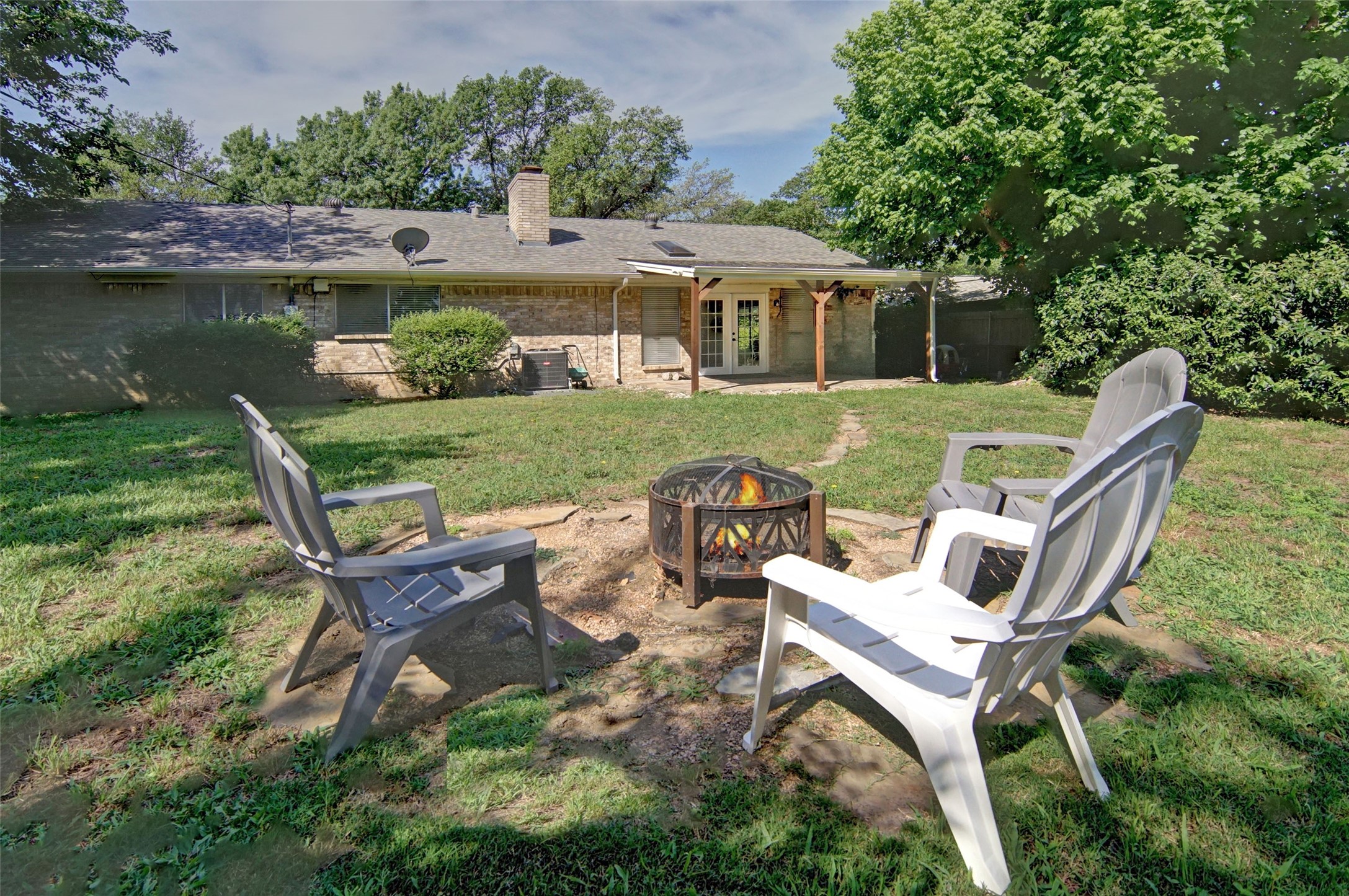5322 Westminster Court S Fort Worth TX 76133