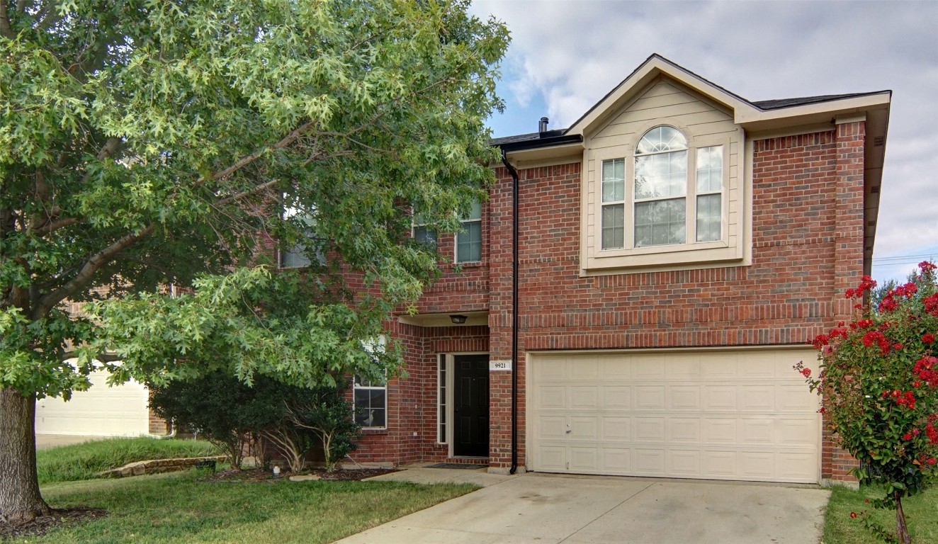 9921 Voss Avenue Fort Worth TX 76244