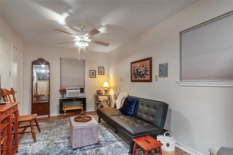 144 Redondo Drive Gun Barrel City TX 75156