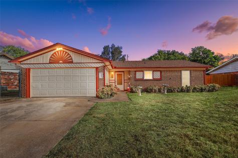 209 Hudson Avenue Crowley TX 76036