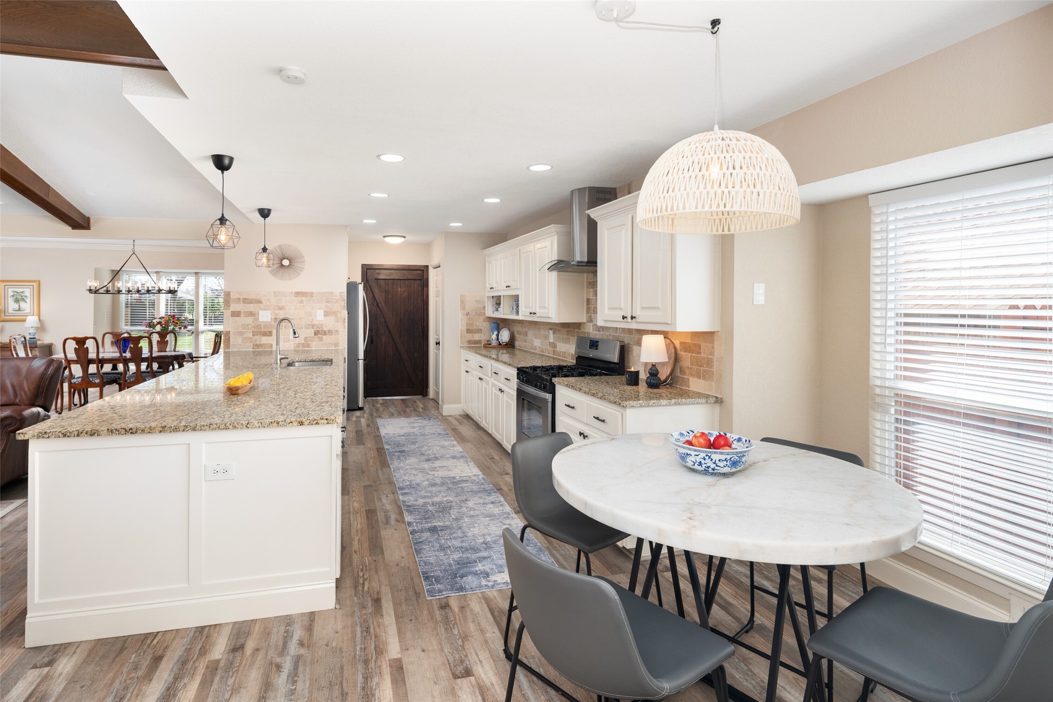9352 Briarhurst Drive Dallas TX 75243