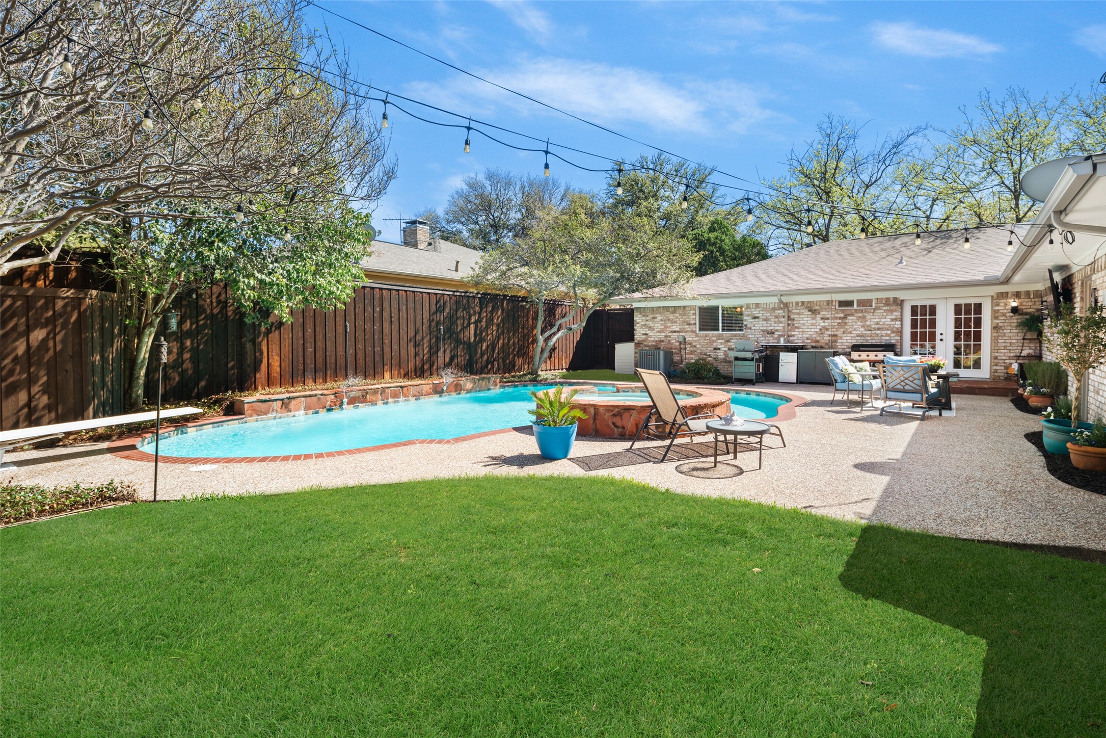 9352 Briarhurst Drive Dallas TX 75243