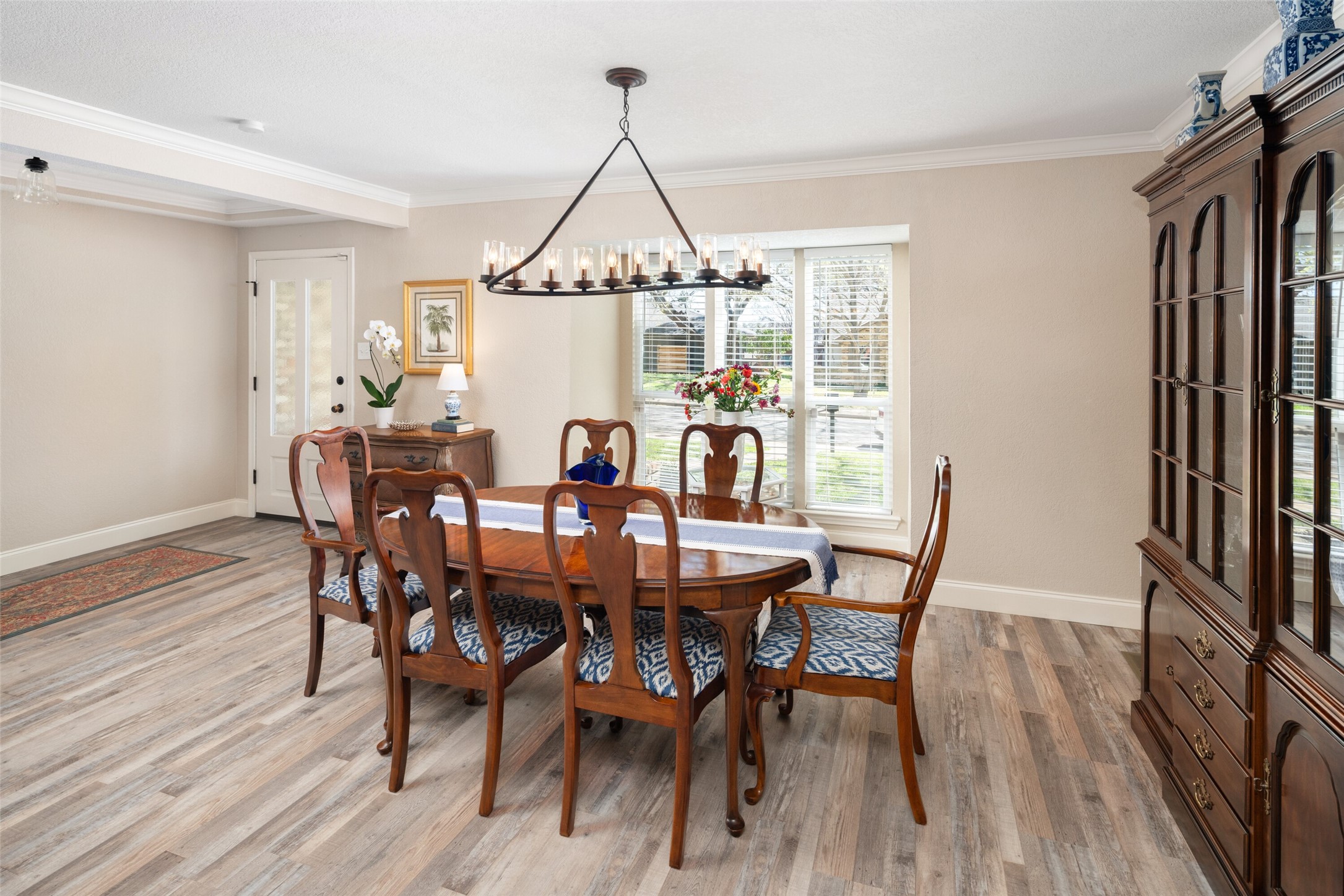 9352 Briarhurst Drive Dallas TX 75243