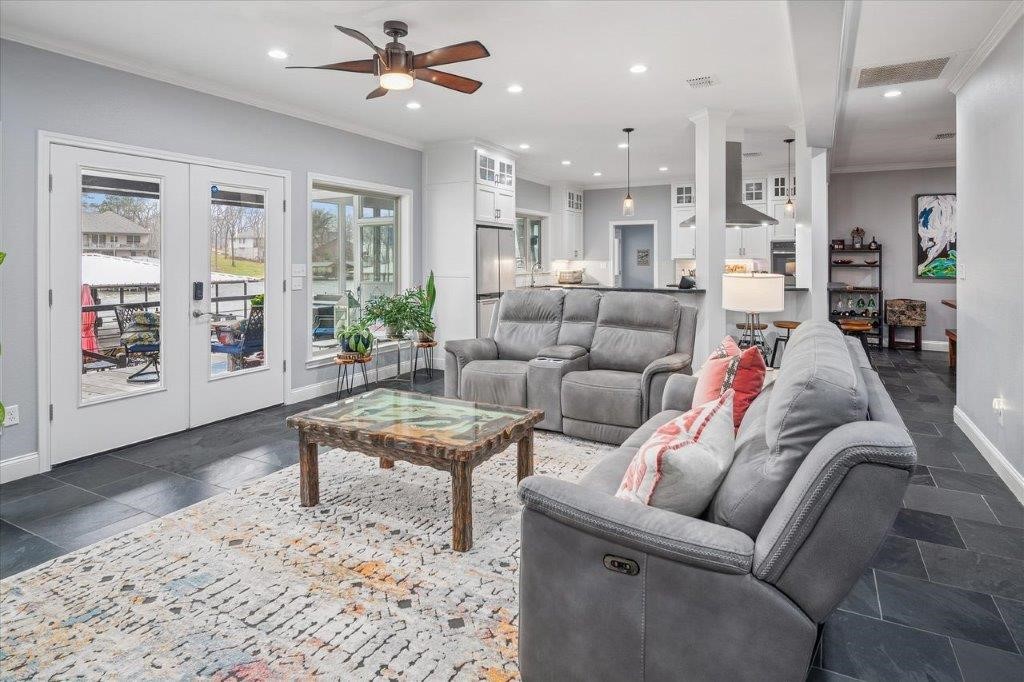 154 Bayside Circle Malakoff TX 75148