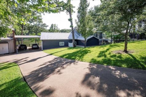 154 Bayside Circle Malakoff TX 75148