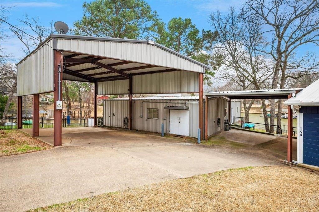 154 Bayside Circle Malakoff TX 75148
