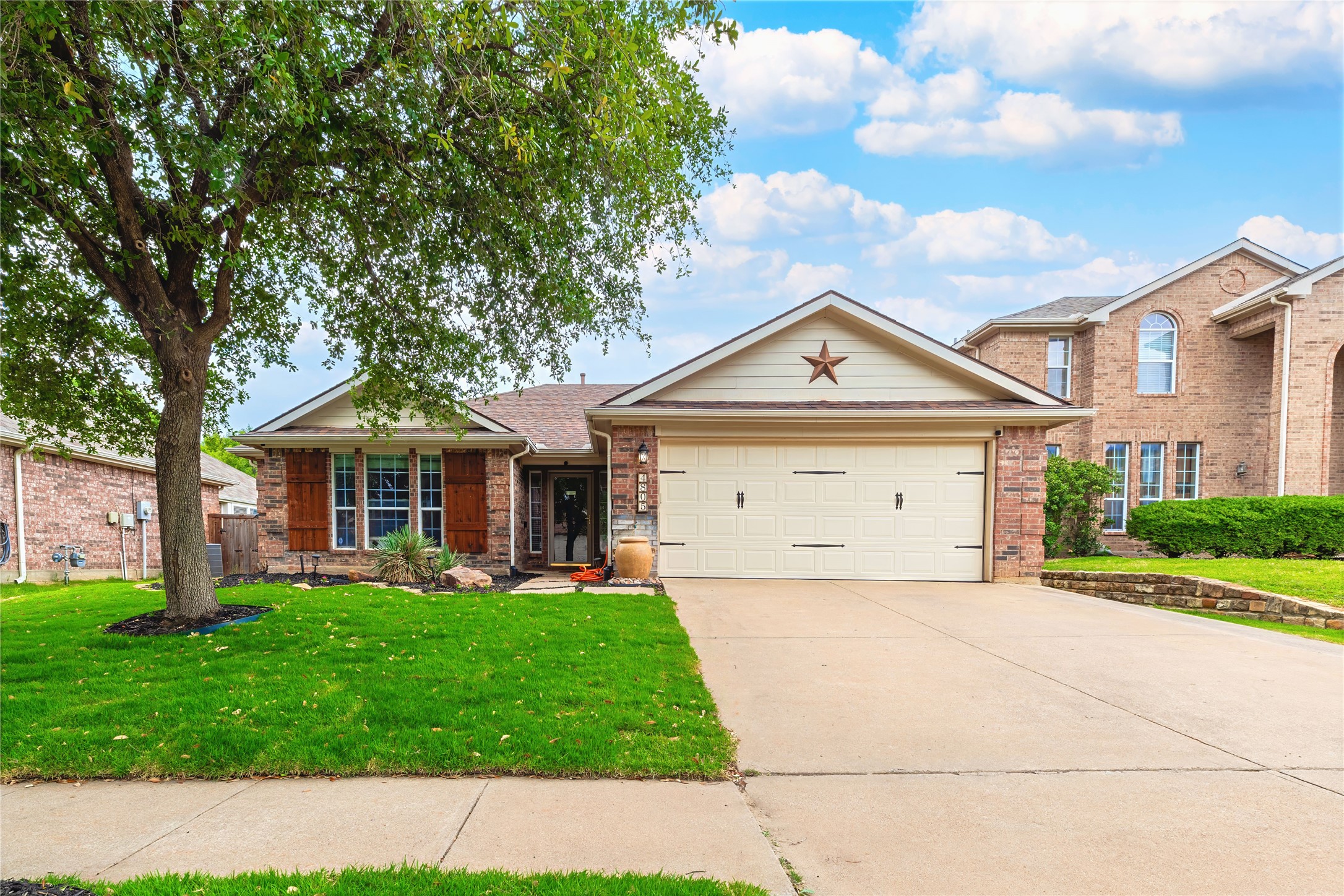 4805 Cliburn Drive Fort Worth TX 76244