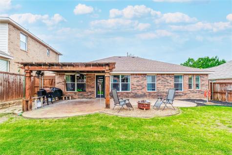 4805 Cliburn Drive Fort Worth TX 76244