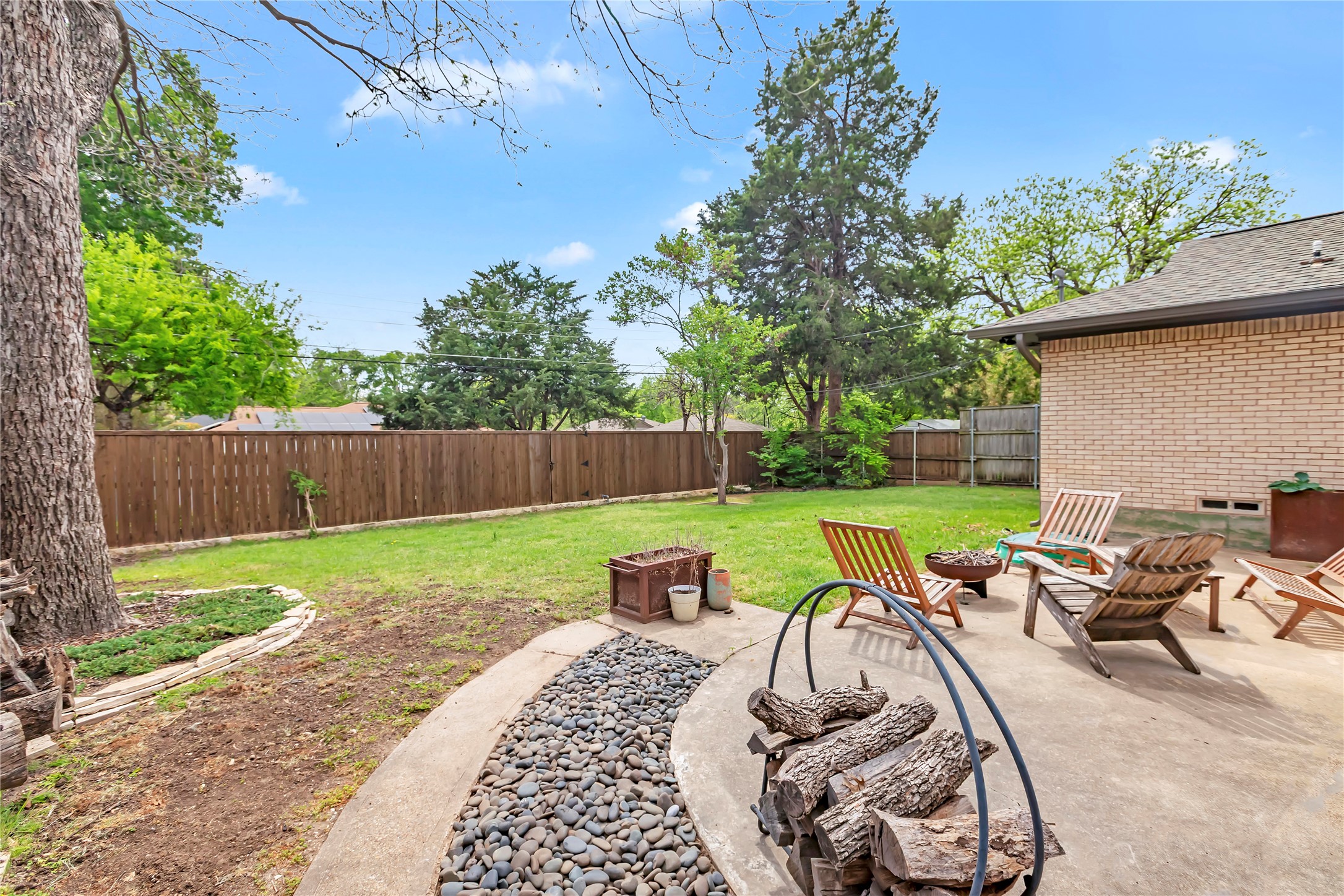 8030 Hunnicut Road Dallas TX 75228