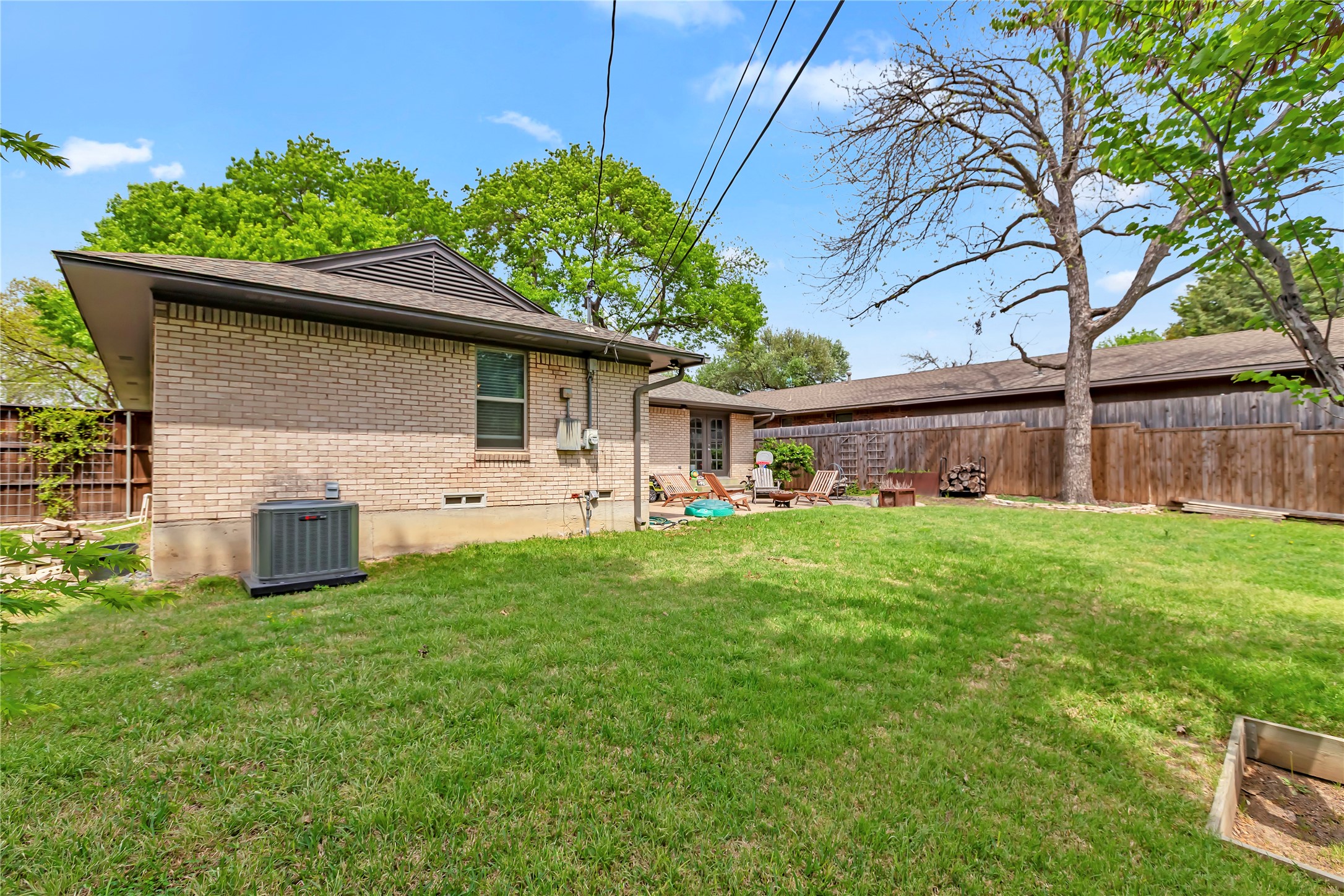 8030 Hunnicut Road Dallas TX 75228