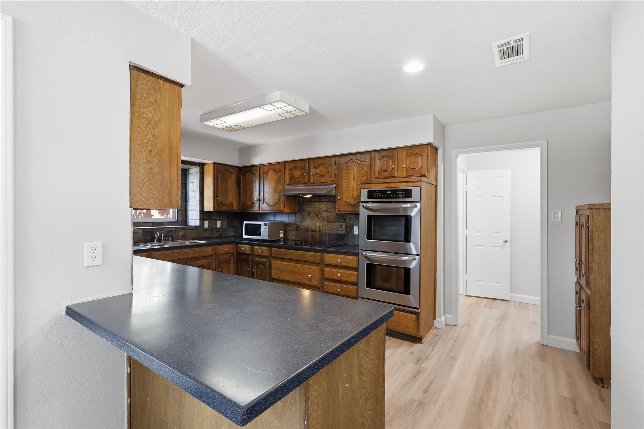2625 Ramblewood Drive Carrollton TX 75006