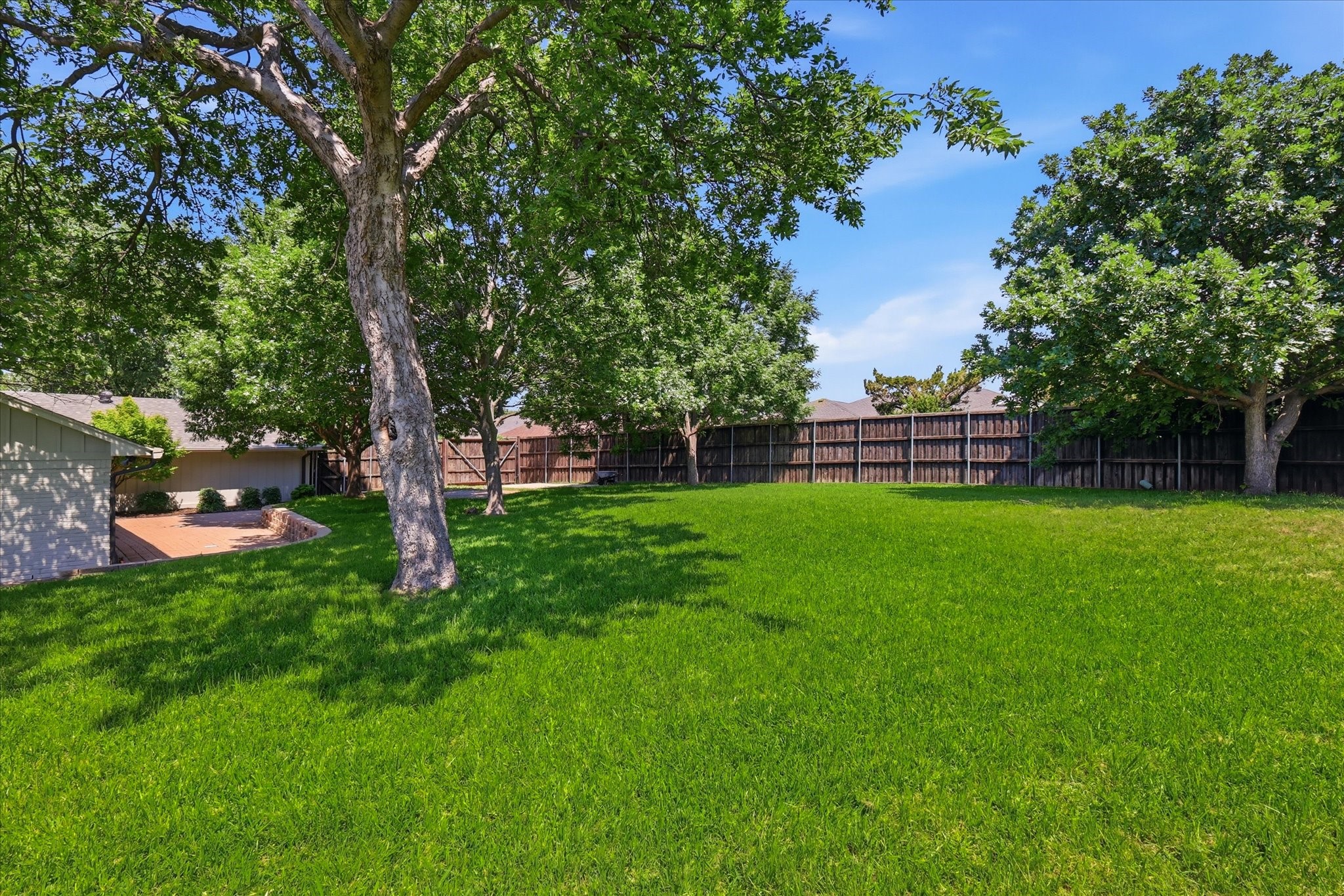 2625 Ramblewood Drive Carrollton TX 75006