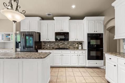 6631 Crestmoor Lane Sachse TX 75048