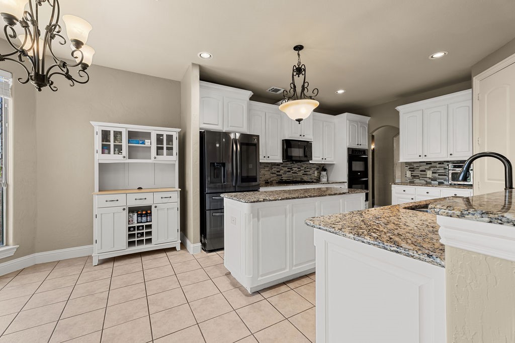 6631 Crestmoor Lane Sachse TX 75048