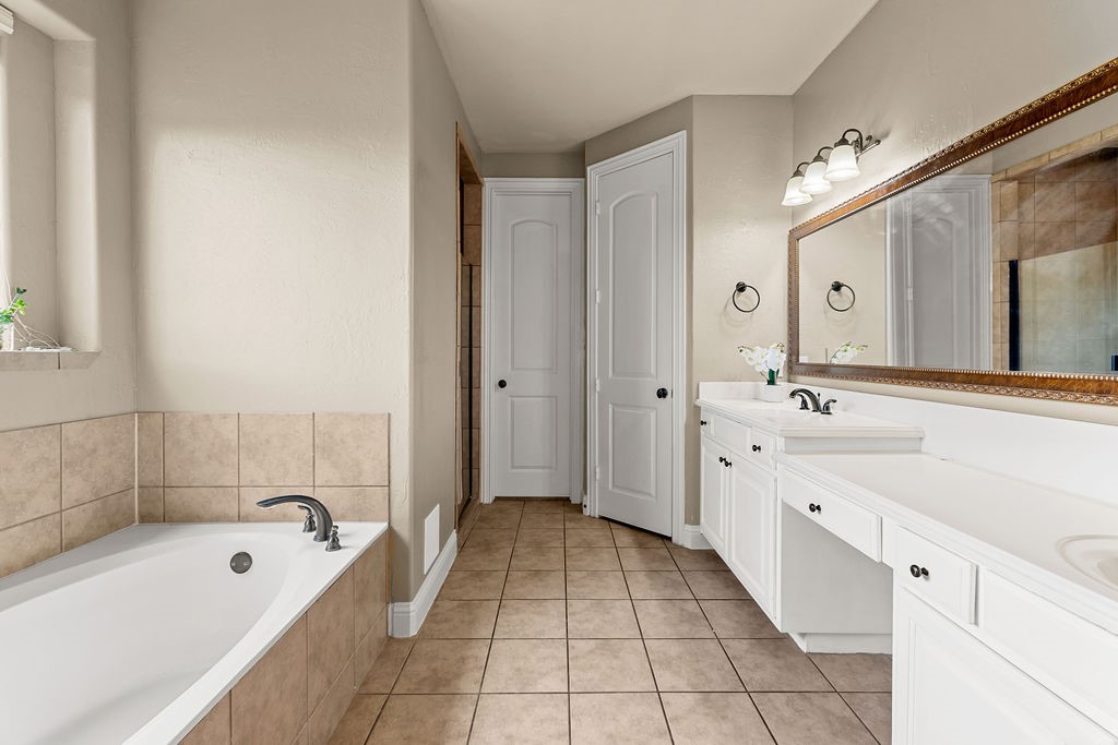 6631 Crestmoor Lane Sachse TX 75048