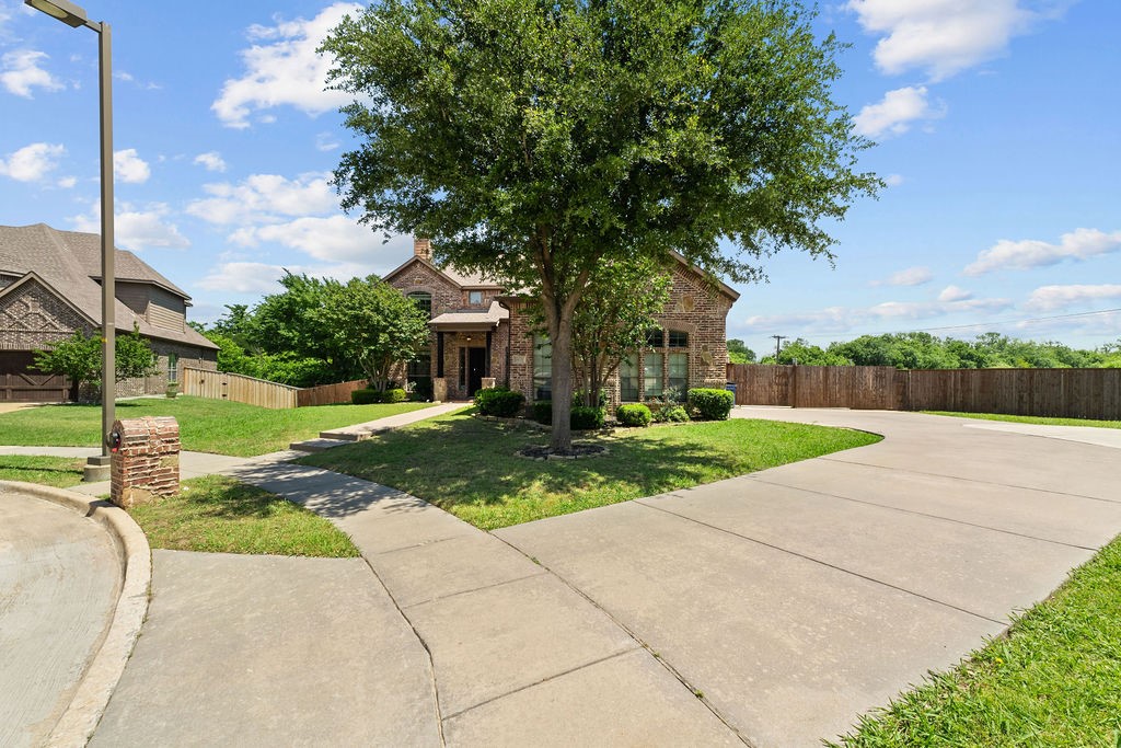 6631 Crestmoor Lane Sachse TX 75048