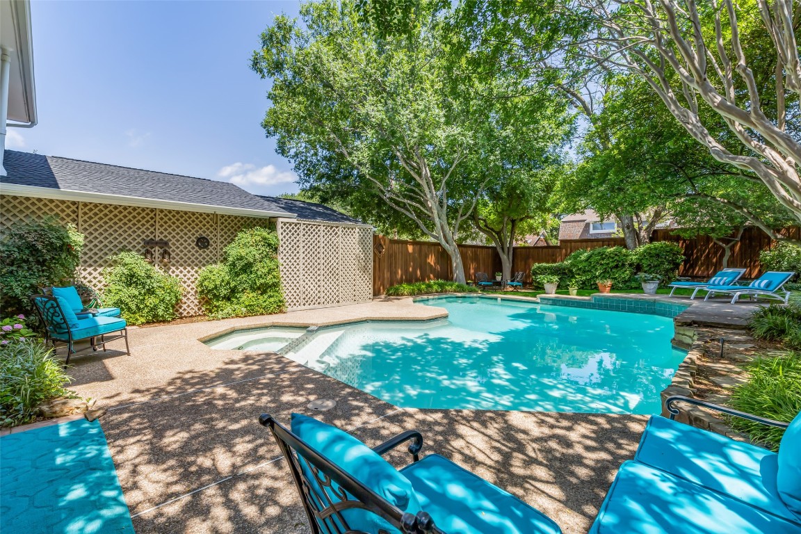 9817 Estate Lane Dallas TX 75238