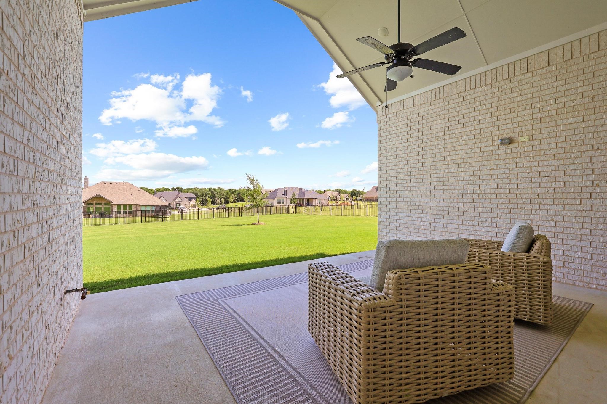 180 Waterview Drive Gunter TX 75058