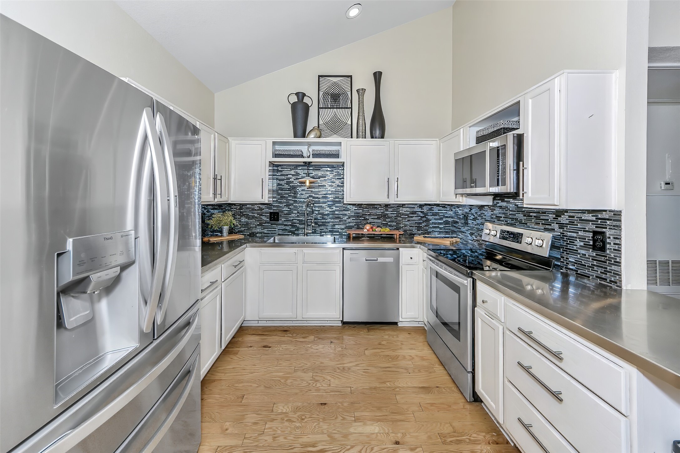 2304 Oakmont Drive Bedford TX 76022
