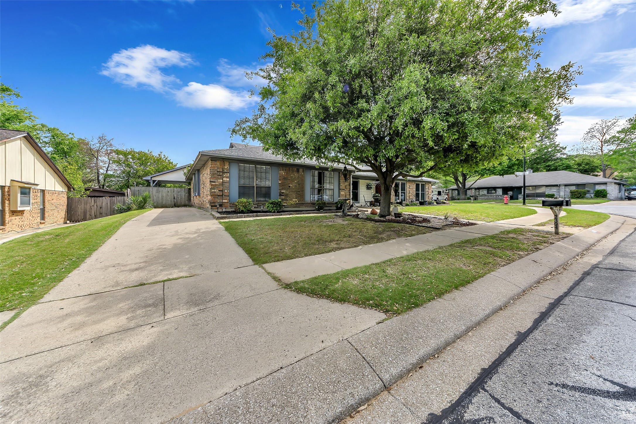 2304 Oakmont Drive Bedford TX 76022