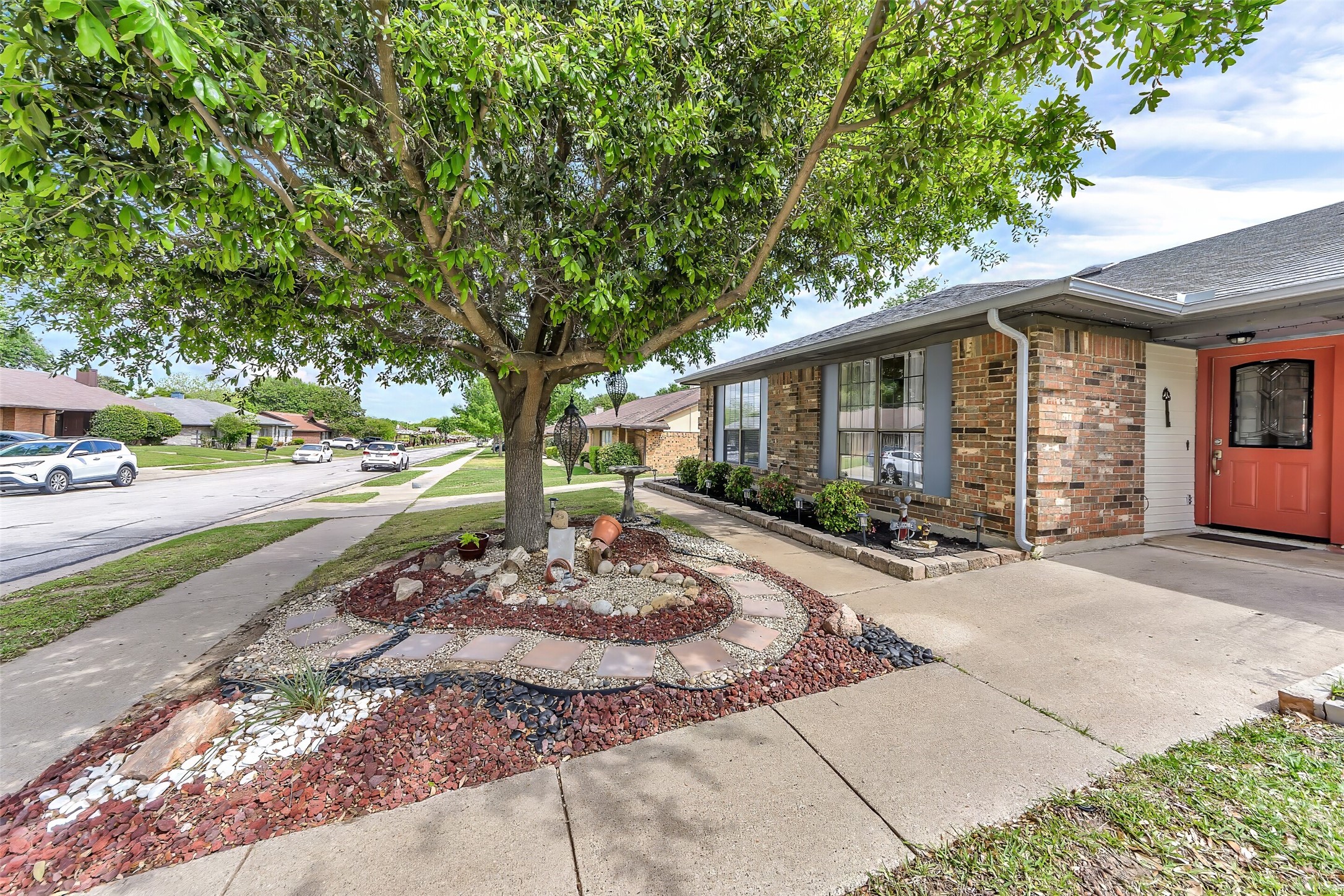 2304 Oakmont Drive Bedford TX 76022