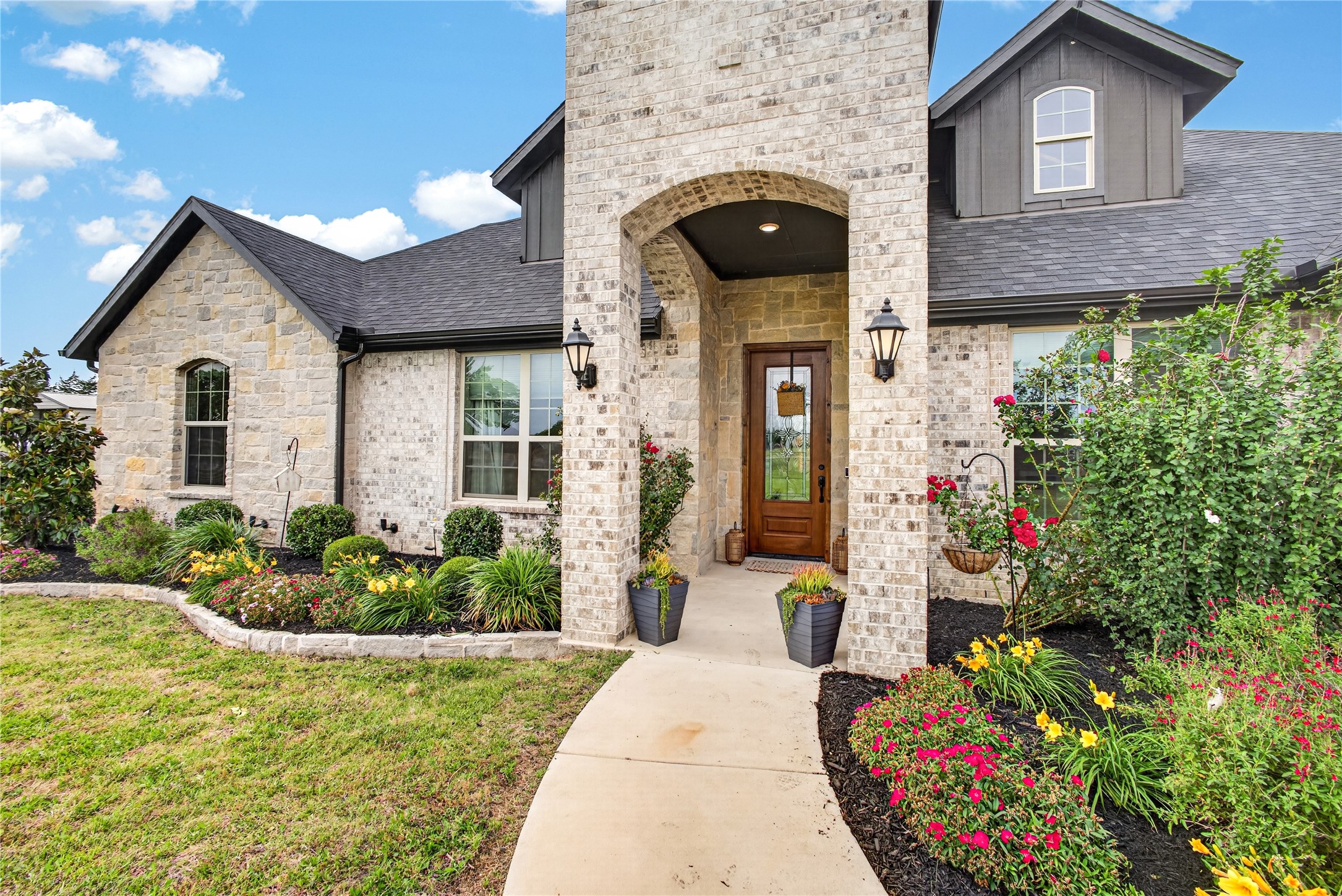 1705 S Fm 1752 Savoy TX 75479
