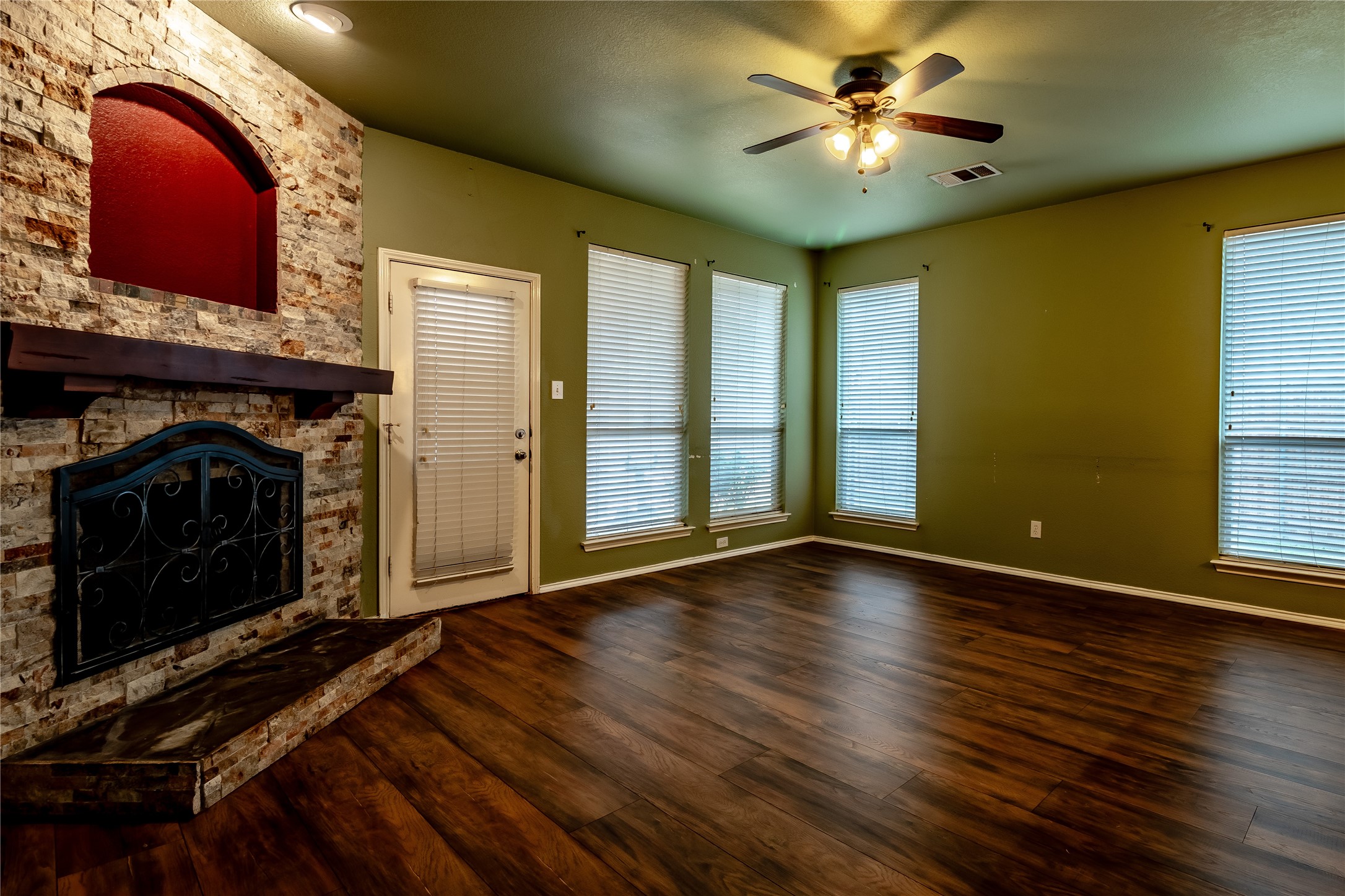 2211 Fieldcrest Drive Rockwall TX 75032