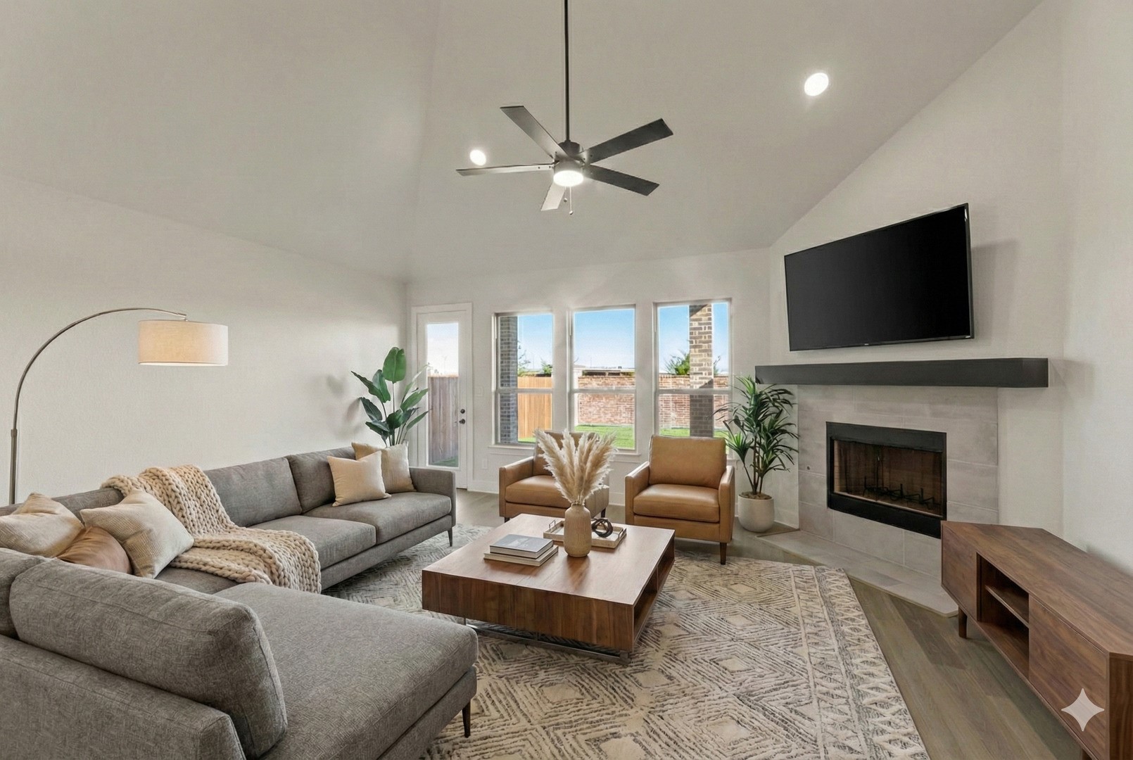 1913 Windsor Mansfield TX 76084