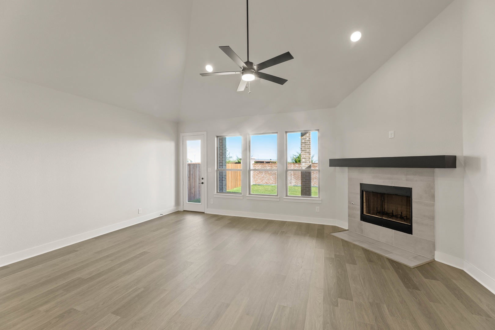 1913 Windsor Mansfield TX 76084