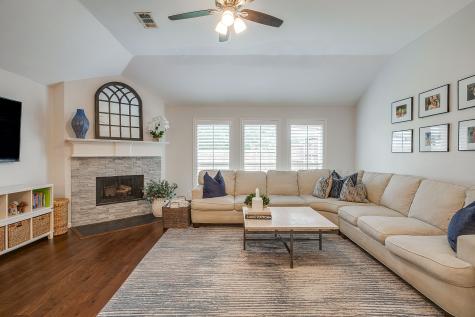 6405 Creekdale Drive The Colony TX 75056