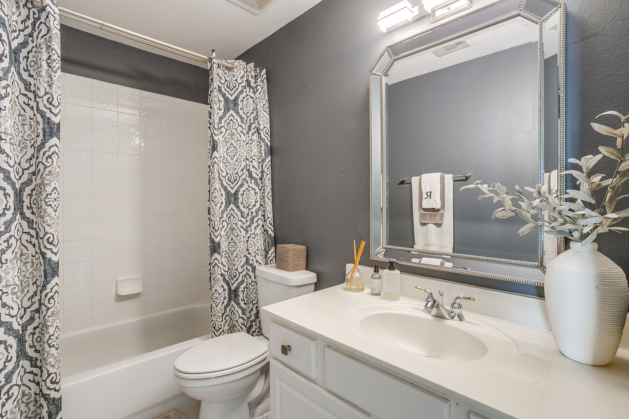 6405 Creekdale Drive The Colony TX 75056