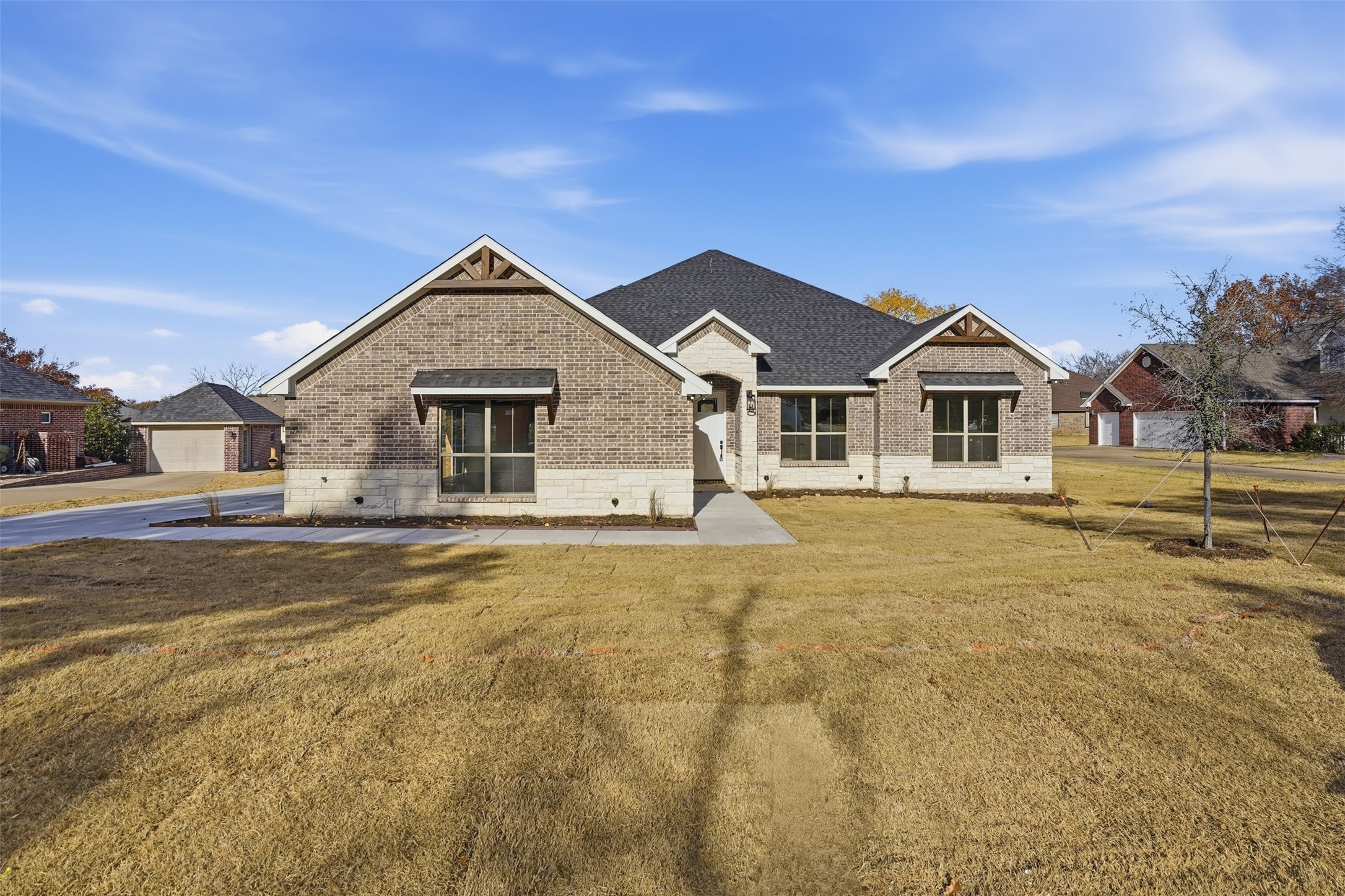 6002 Oakwood Court Granbury TX 76049