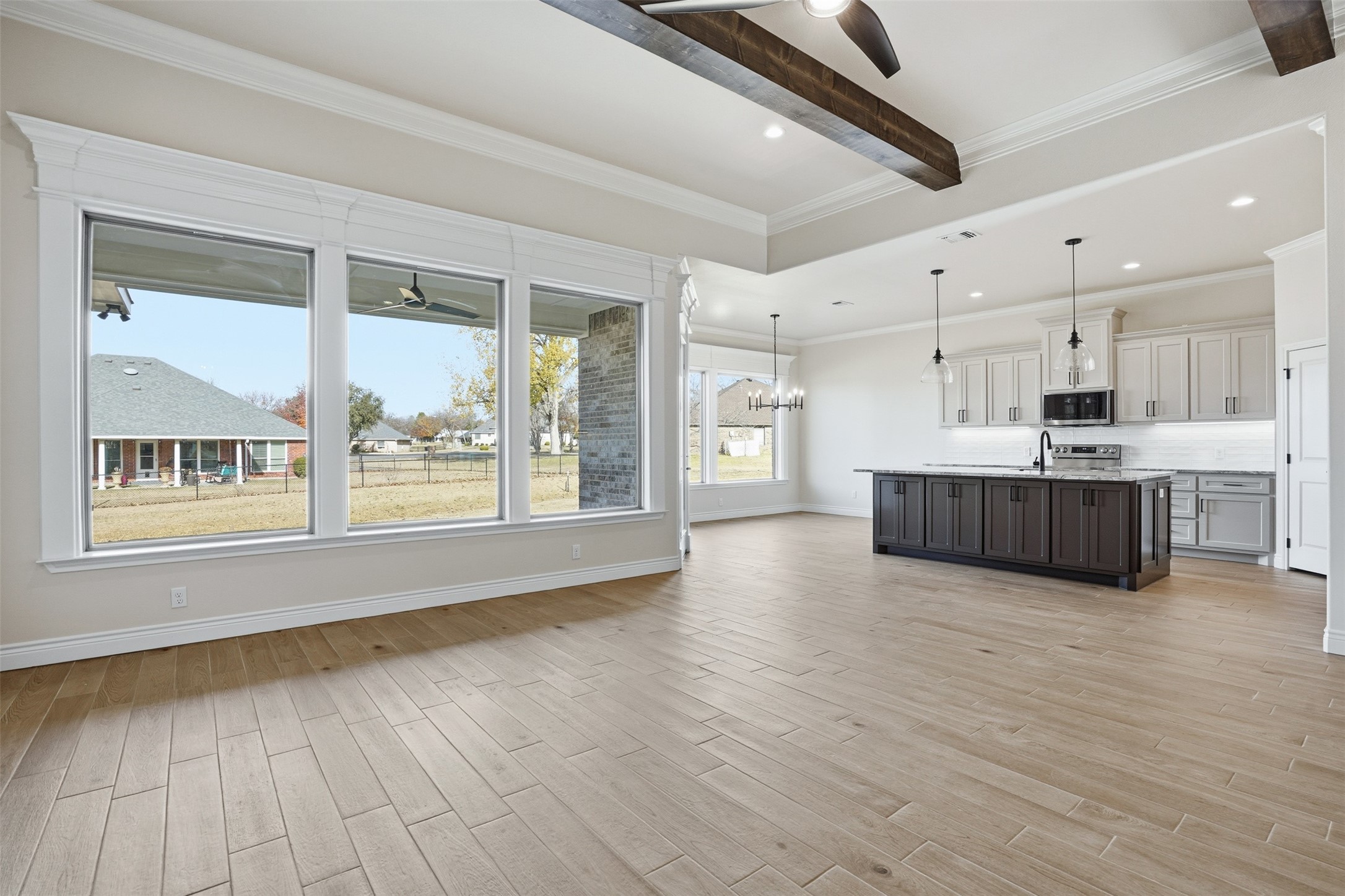 6002 Oakwood Court Granbury TX 76049