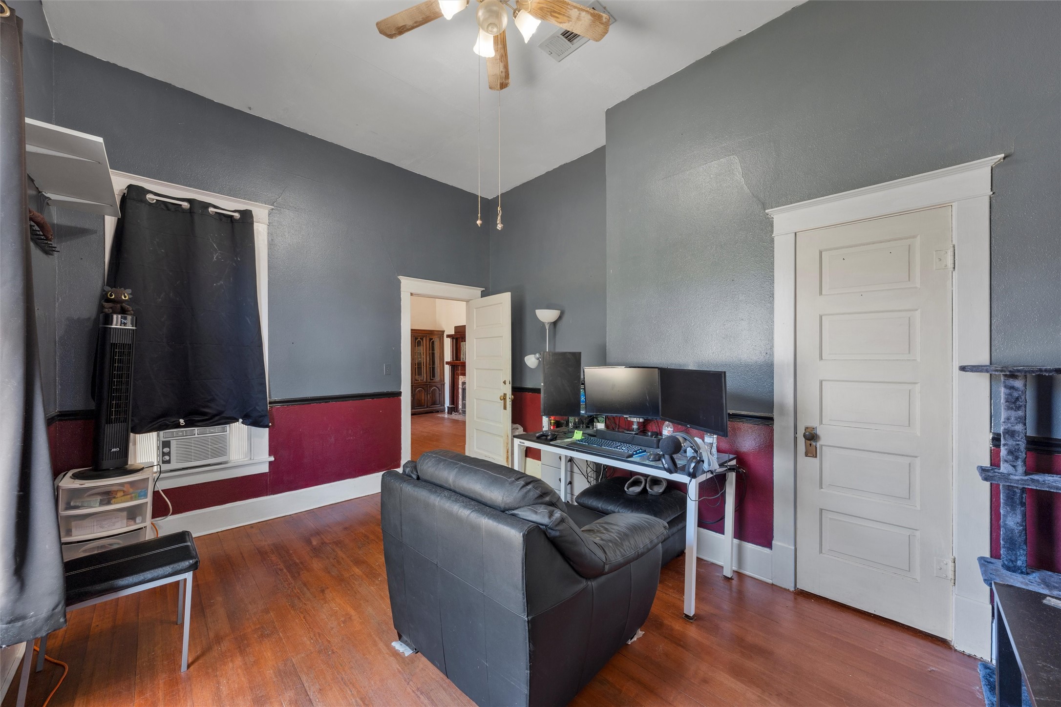 506 E Main Street Hamilton TX 76531