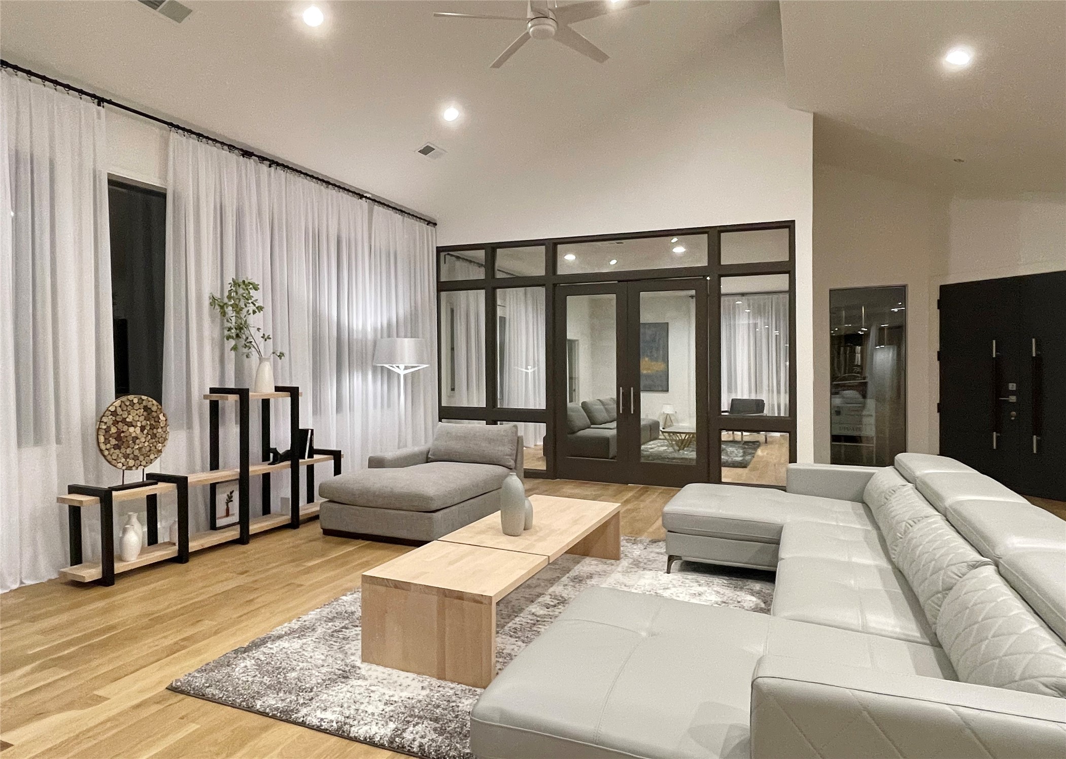 6802 Bert Lane Dallas TX 75240