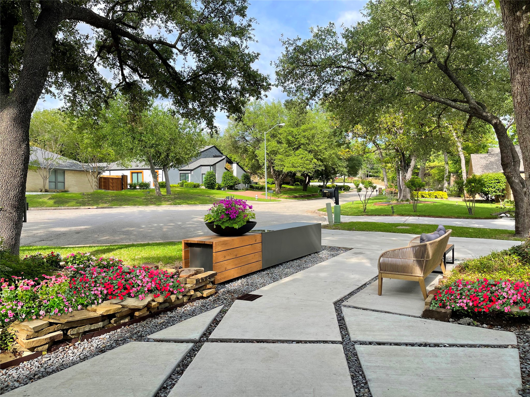 6802 Bert Lane Dallas TX 75240