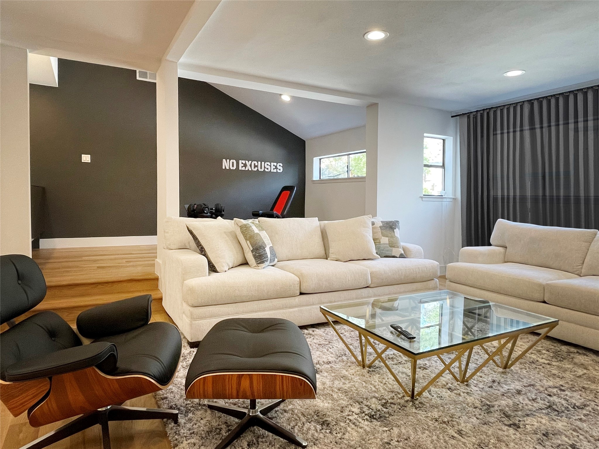 6802 Bert Lane Dallas TX 75240