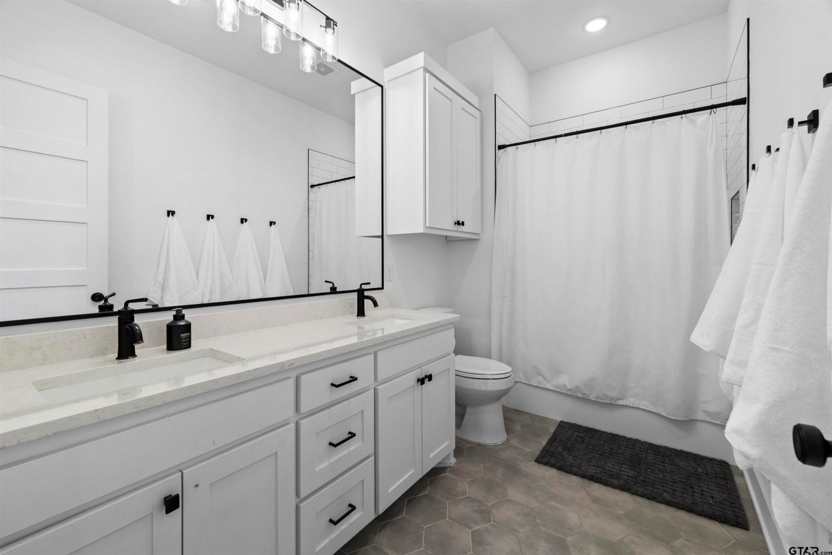 21197 N Gatlinburg Bullard TX 75757