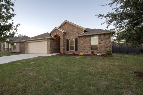 1432 Vine Street Weatherford TX 76086