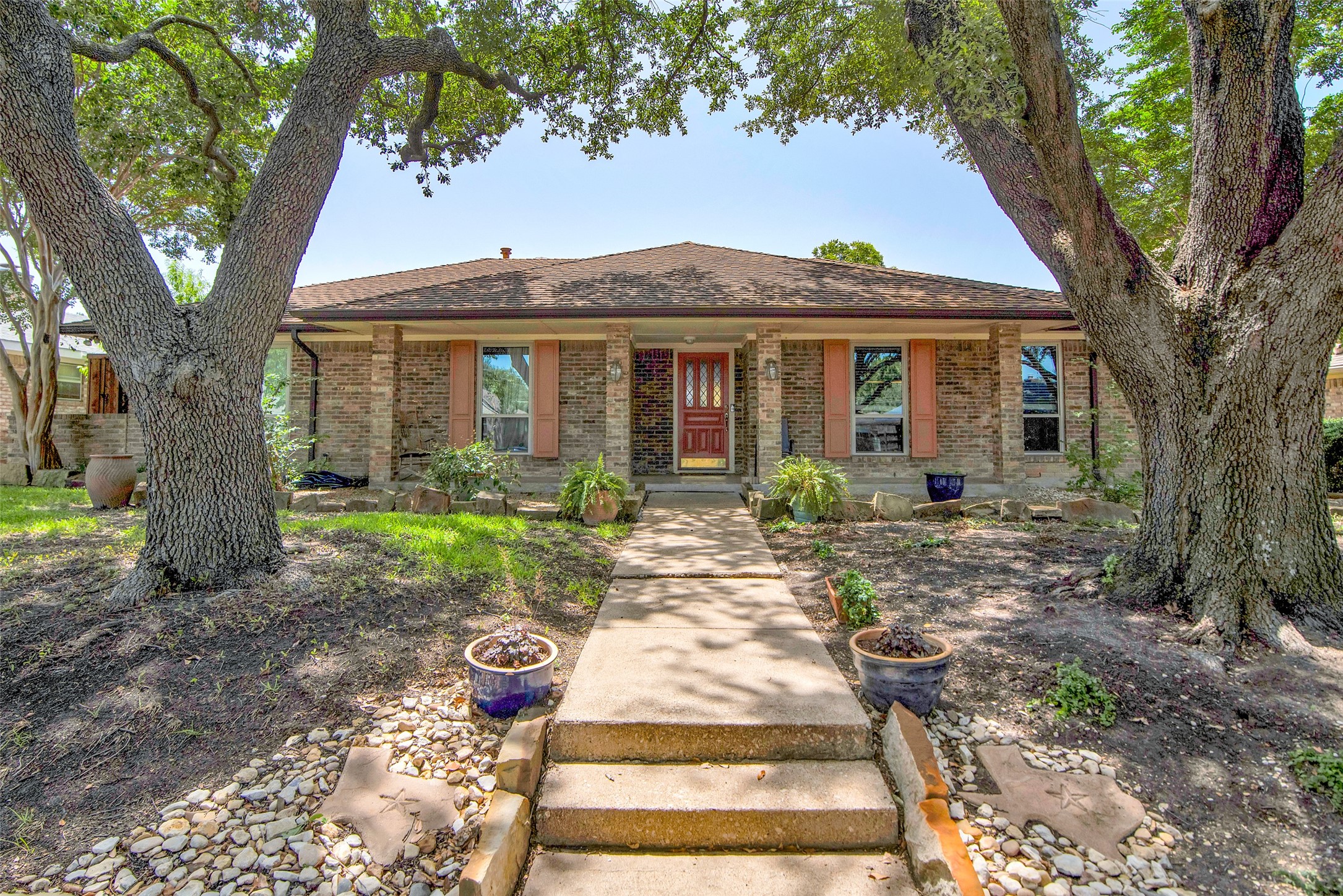 10212 Panther Ridge Trail Dallas TX 75243