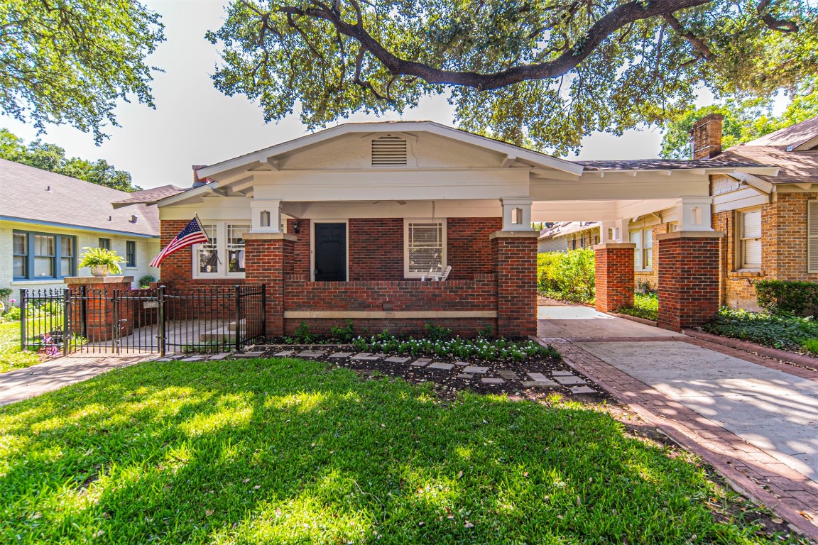 2517 Shirley Avenue Fort Worth TX 76109