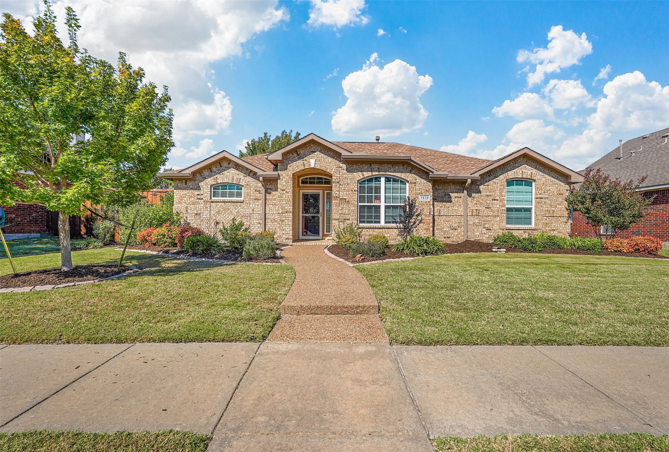 7513 San Carlos Drive Rowlett TX 75089