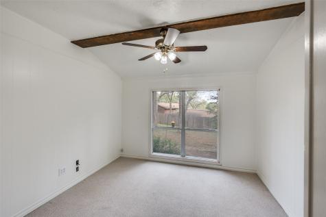 2705 Black Oak Lane Arlington TX 76012