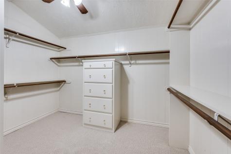 2705 Black Oak Lane Arlington TX 76012